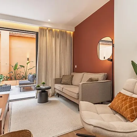 Moderno Con Terraza En El Centro * バレンシア