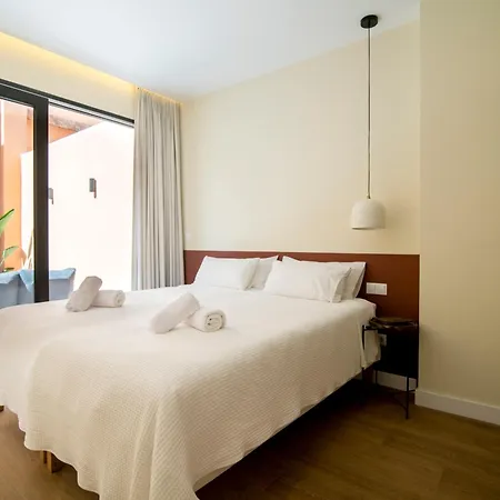 Apartamento Moderno Con Terraza En El Centro *